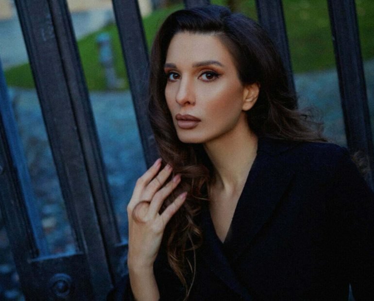 Alessia at Switzerland